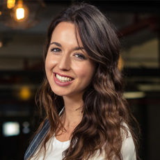 Featured author image: Steak with Chimichurri and Onion in 10 Minutes